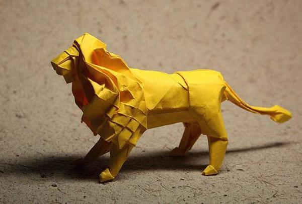 威风凛凛的折纸狮子教程来自于神谷哲史的神奇设计和折叠使得狮子