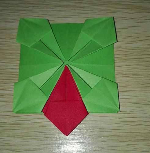 彩色纸花篮的折法 简单小篮子折纸