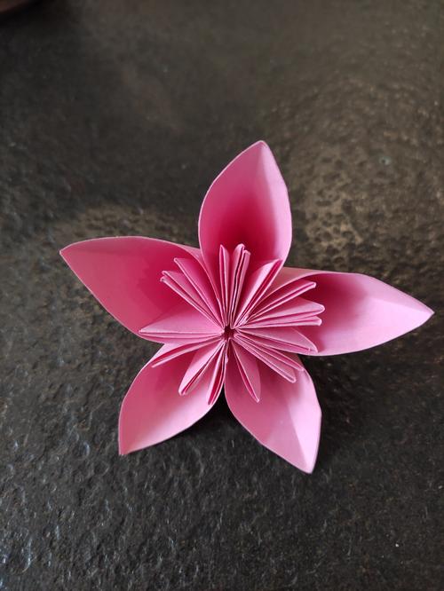 手工折纸樱花教程