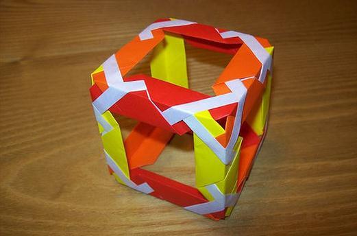 超详细的手工折纸立方体框制作教程