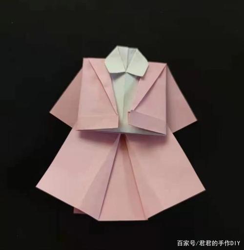 折纸手工美丽的校服.是制服不是诱惑哟