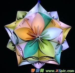 简单立体折纸五瓣花绣球折法教程图解