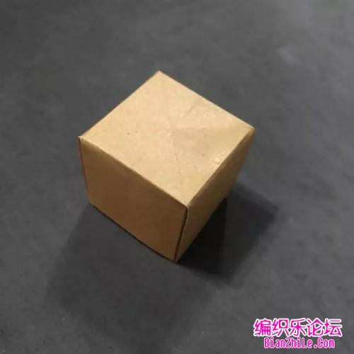 折纸玩具之折纸骰子小方块的折叠教程
