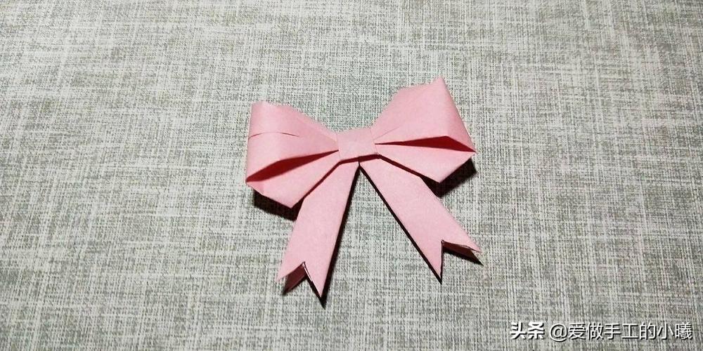 漂亮的蝴蝶结折纸简单易学用来做装饰不错呦