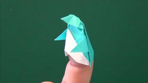 教你折纸可以戴在手指上的企鹅指套用来逗小孩正合适