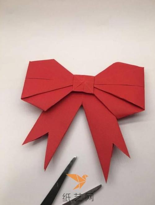一张纸制作折纸蝴蝶结的方法