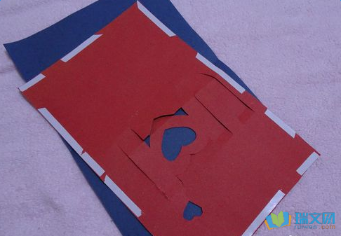 瑞文网 素材 图片 love立体贺卡制作图解   将红色的彩纸做适当的