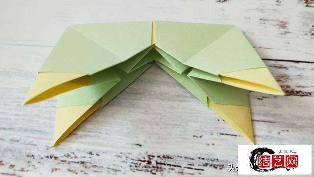 无限翻折纸教程图解教你无限翻翻乐怎么折