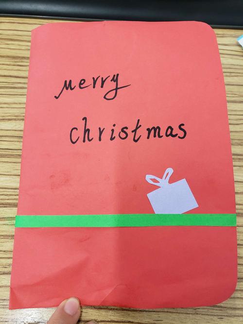 昨天的英语作业---制作圣诞贺卡孩子们做的都很用心表现棒棒哒