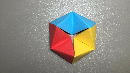 折纸三角无限翻