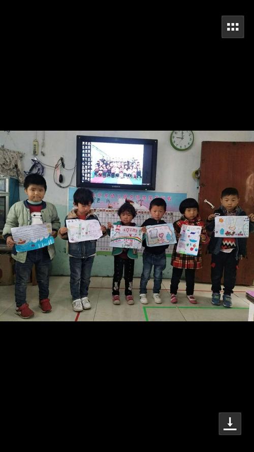 濮阳示范区成龙艺术幼儿园防溺水手抄报评比活动.