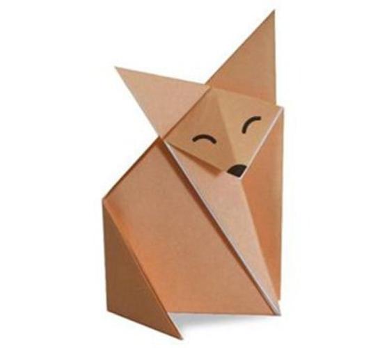折纸制作中最受人喜爱的应该是各种有趣的折纸小动物而折纸小动物中