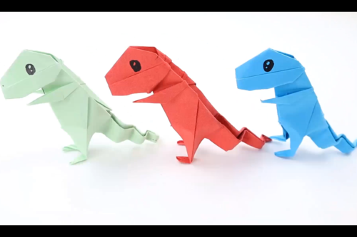 男孩最爱的折纸教程5分钟教你用彩纸折出男孩最爱的恐龙折纸